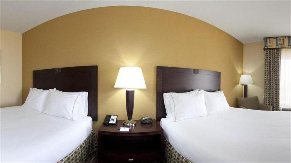 Holiday Inn Express Hotel & Suites El Paso West Exterior photo
