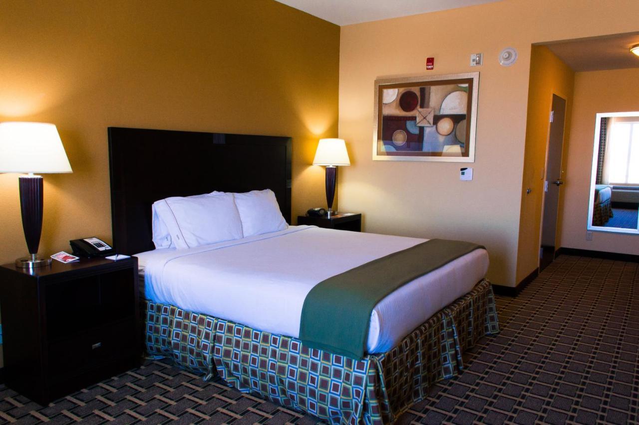 Holiday Inn Express Hotel & Suites El Paso West Exterior photo